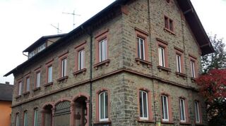 Das Alte Rathaus in Sachsenflur dient als Bürgerhaus unter anderem mit einem Versammlungsraum im ersten Obergeschoss.