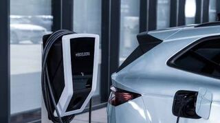 Heideldruck produziert Wallboxen zum Laden von E-Autos für Zuhause.