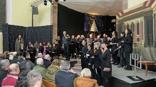 Die Chöre des Gesangvereins Freudenberg begeisterten mit einem musicalartigen Weihnachtskonzert.