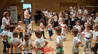 „Wilde Pferde“ begleitet von Bläsern: Die Musikschule Hohenlohe versuchte trotz Corona-Einschränkungen am Ball zu bleiben.