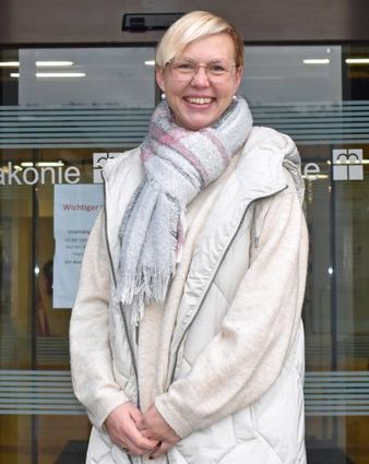 Die Pflegedienstleiterin Ivonne Frenzel-Tafili (links) und die Diakonin Elvira Ungefucht sind nur zwei der vielen Menschen, die Weihnachten arbeiten.