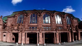 Zum Neujahrsempfang in den Rosengarten lädt die Stadt Mannheim am Freitag, 6. Januar.