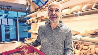 Bäckermeister Matthias Göpfert beheizt seine Backöfen zum Großteil mit Öl. Fällt der Strom für lange Zeit aus, würde das zwar den Öfen keinen Schaden zufügen, eine Produktion könnte dennoch nicht stattfinden.
