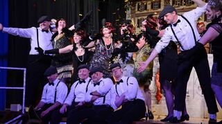 Das gemischte Ballett machte sich in diesem Jahr mit ihrem Charleston-Tanz auf in die Goldenen 20-er Jahre. Der Spaß war den Beteiligten ins Gesicht geschrieben.