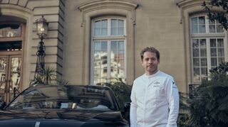 mid Groß-Gerau - DS Automobiles hat Julien Dumas als Markenbotschafter engagiert. Die Spitzengastronomie ist für den Hersteller ebenso wie die Kunst und die Mode ein Ausdruck französischer Lebensart.