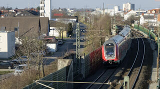 Ein RE 70 auf dem Weg von Frankfurt nach Mannheim.