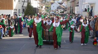 Blendende Stimmung herrschte bei den Akteuren des Höpfinger Umzugs.