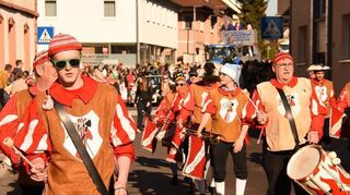 Für Stimmung, tolle Kostüme, sehenswerte Wagen und Fußgruppen war am Dienstag in Boxberg gesorgt.