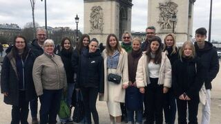Eine Tagesexkursion nach Paris rundete die Delegationsreise ab.