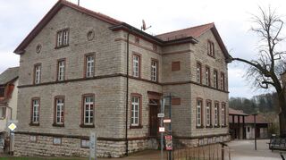 Um – nach den gesetzlichen Vorgaben – bis 2026 an der Grundschule eine Ganztagesbetreuung anbieten zu können, müssen noch einige Hausaufgaben gemacht werden. Eine Machbarkeitsstudie soll Alternativen aufzeigen.