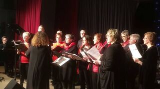 Bei Rock on Stage der Schule für Musik und Tanz im Mittleren Taubertal traten verschiedene Formationen auf.