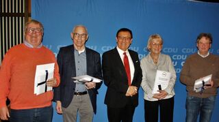 Für 40-jährige CDU-Mitgliedschaft geehrt wurden durch Professor Dr. Wolfgang Reinhart Angelika Döhner, Peter Märtsch, Bernhard Schnurr und Karl-Heinz Bauer.