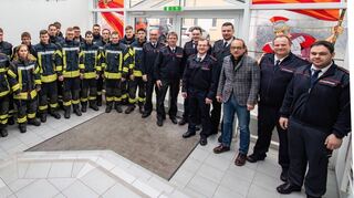 16 frischgebackene Atemschutzgeräteträger erhielten in der Feuerwache Buchen ihre Lehrgangsurkunden.