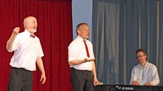 Die Würzburger „Beutelboxer“ gastieren am Samstag, 6. Mai, in Schäftersheim. Die Improtheatergruppe präsentiert für alle „Theater à la carte“. Der Online-Vorverkauf startet am 15. April.