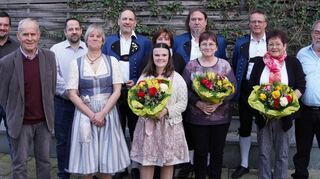 Die Geehrten mit der Vorstandsmannschaft.
