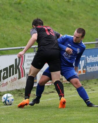 Hohebach/R. (in Blau) hat eine 2:0-Führung verspielt.