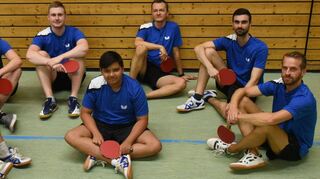 Das Meisterteam des SV Niklashausen II in der Bezirksliga Ost (hintere Reihe von links): Nils Krause, Maurice Anderlik, Timur Achmetow, Miguel Degen. Vordere Reihe: Stephan Rist, Benjamin Ries, Heiko Heß.