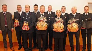 Langjährige Mitglieder der Feuerwehr Steinbach wurden geehrt.
