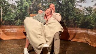 Anja Kleinhans und Boris Ben Siegel spielen in „Das weiße Dorf“ ein ehemaliges Paar, das seine wahren Wünsche unausgesprochen lässt.