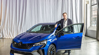 mid Köln - mid-Autor Lars Wallerang: "Der neue Clio wirkt elegant abgerundet wie ein Handschmeichler und besitzt eine dezente Coupe-Anmutung."