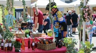 Zahlreiche Produkte aus der Region können Besucher des Naturparkmarkts am Sonntag in der Stadtmitte Osterburkens bestaunen und mit den Herstellern ins Gespräch kommen.