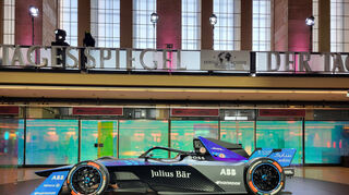 mid Berlin - Die Formula E ist zurück in Berlin.