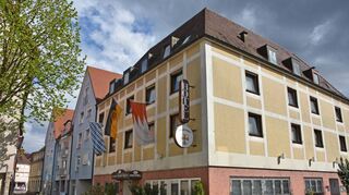 Das Hotel „Deutschmeister“ in der Ochsengasse hat den Besitzer gewechselt.