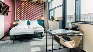Schickes Design, moderne Einrichtung – und das zu relativ günstigen Preisen. Wertheimer Hoteliers befürchten, mit dem B&B-Hotel nicht mithalten zu können.