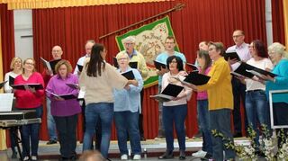 Der Liederkranz Reloaded Niederstetten – der neue Chor unter der Leitung von Edith Wolff.