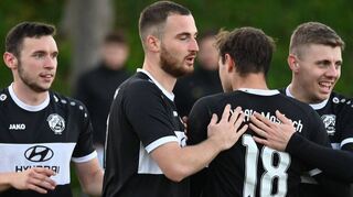 Bei einem Heimsieg über den stark abstiegsgefährdeten TSV Höpfingen hätten die Landesliga-Kicker des FV Mosbach die Meisterschaft und den damit verbundenen Aufstieg endgültig unter Dach und Fach.