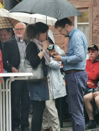 Auch Georg Wyrwoll verfolgte alles am Handy.