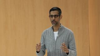 Sundar Pichai, Chef von Google, spricht bei der Entwicklerkonferenz Google I/O. Er befürchtet, dass KI ohne Reglementierungen allmächtig werden könnte.
