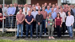 Langjährige Beschäftigte der Freudenberger Rauch Möbelwerke wurden kürzlich bei der traditionellen Jubilarfeier des Unternehmens geehrt.