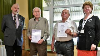 Für 25-jährige Mitgliedschaft im VdK-Ortsverband Wittighausen-Messelhausen zeichneten Manfred Schließer (links) und Wilma Schneider Günther Haase (Zweiter von links) und Erwin Merkert aus. Nicht anwesend war Theresia Pfitzner, die ebenfalls für ihre 25-jährige Treue gewürdigt wurde.