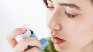 Asthmapatienten haben ein erhöhtes Risiko für Langzeitfolgen nach einer schweren COVID-19-Erkrankung.