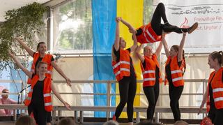 Die Gruppe „Crazy Moves“ begeisterte mit ihrem eigens für das Feuerwehrfest einstudierten Showtanz.