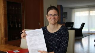 Katrin Müller, Unterstützerin und Ansprechpartnerin vor Ort, kümmert sich in Tauberbischofsheim um den reibungslosen Ablauf des Volksantrags.