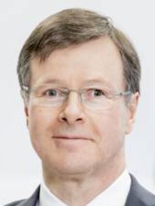 Vorstandschef Ludwin Monz äußert sich vorerst nur unkonkret.