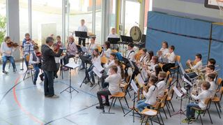 Die Ensembles der Jugendmusikschule – wie hier das Kinderblasorchester – kann man beim großen „Schnuppertag“ kennen lernen.