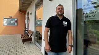 Ortsvorsteher Christian Stemmler hat sich für das Nahwärmenetz in Höhefeld eingesetzt. Damit soll auch das Mehrzweckgebäude versorgt werden.