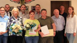 Langjährige und verdiente Mitglieder der DLRG Königshofen wurden im Rahmen der Jahreshauptversammlung geehrt.