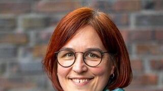 Leonore Kern wird zur Gemeindereferentin bestellt.