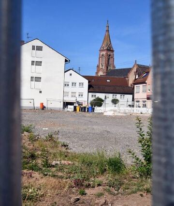 Die Baulücke soll der Vergangenheit angehören. Der Bauantrag für den Rewe-Markt wurde bewilligt.