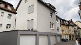 Garagentor an Garagentor in der Linsengasse: „Wie kann man sich hier wohlfühlen“, fragt sich Josef Scheurich, Vorsitzender der Architektenkammer Neckar-Odenwald-Kreis.