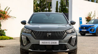 mid Malaga - Die neue Front mit neuem Peugeot-Logo und neuer "Krallen"-Lichtsignatur.