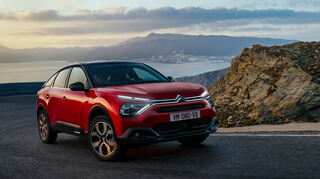 mid Groß-Gerau - Kommt pro Akkuladung 420 Kilometer weit: der Citroen e-C4.