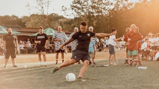 Einer von vielen Höhepunkten beim Sportfest der „Eintracht“ Walldürn war die „1. Eintracht 9-Meter-Gaudi“.