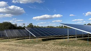 Auf einer bislang rein landwirtschaftlich genutzten Fläche im zwischen Erfeld und Altheim gelegenen Gewann „Kohlbrünnlein“ sollen auf rund 16,4 Hektar 37 154 Solarmodule grünen Strom erzeugen.