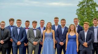 TG13_2: Marcel Herold, Tim Herrmann, Anna Hügel, Elias Kuhn, Johannes Lienau, Linus Metzger, Colin Ondrasch, Viktoria Roth, Bastian Schweitzer, Oliver Thomas, Elias Wachter, Niklas Wachter und Peter Wöhrn.