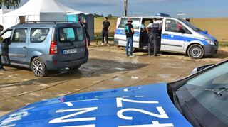 Die feste Kontrollstelle der Polizei war ab 6.30 Uhr eingerichtet. Vergangene Woche diente sie noch als Anreise-Mautstelle.